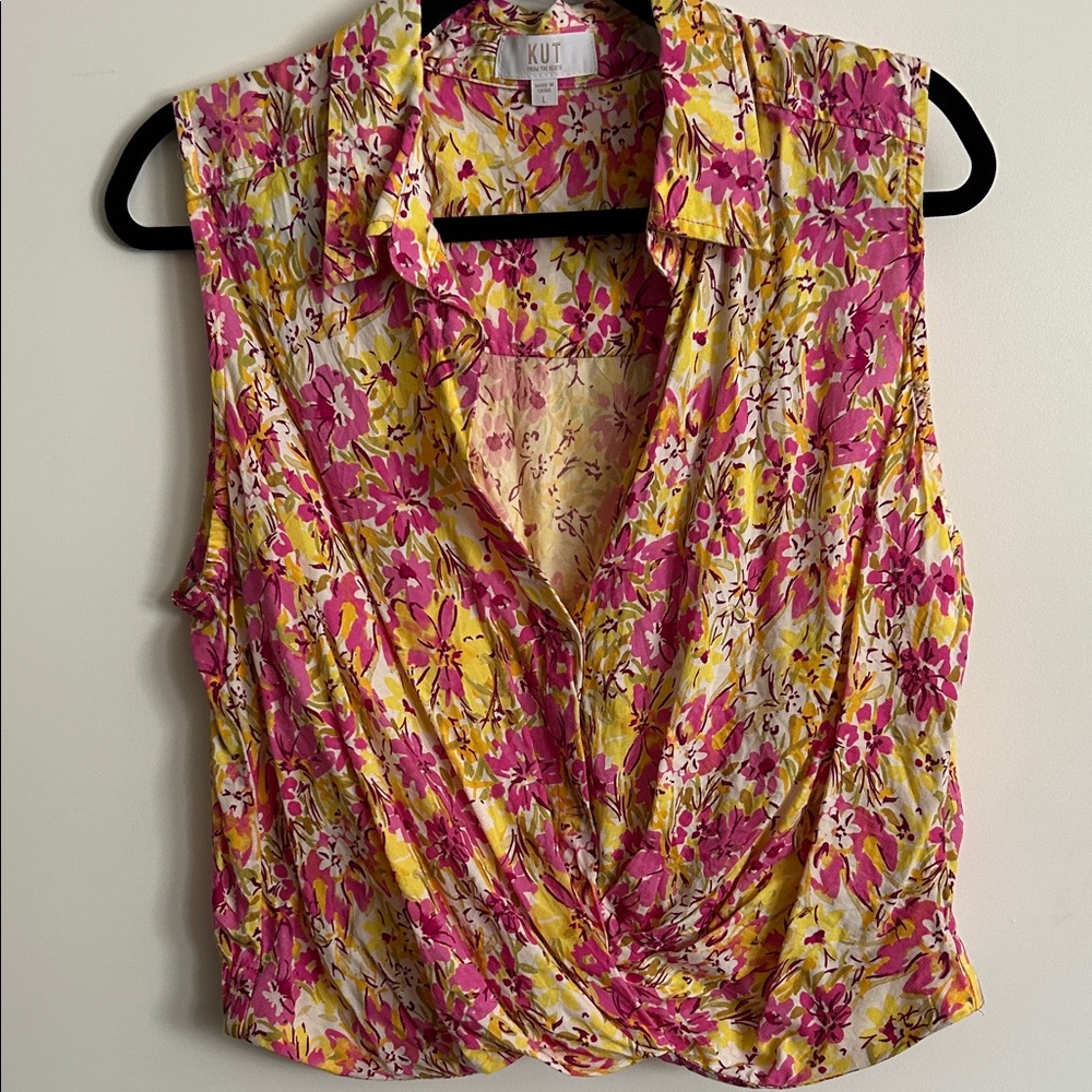 Kut from the Kloth Pink & Yellow Floral Twist-Front Sleeveless Blouse
